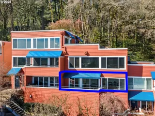 More Details about MLS # 238976586 : 3701 SW CONDOR AVE L-1