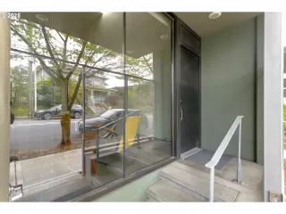 Photo #1: 239863224 Listing 