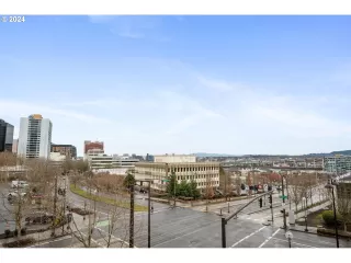 Photo #6: 24000410 Listing 