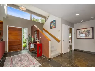 Photo #3: 24000995 Listing