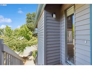 Photo #4: 24002037 Listing 