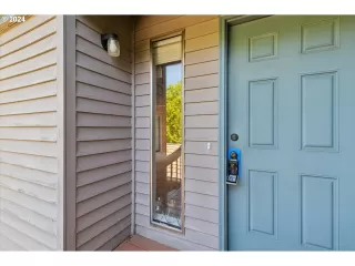 Photo #5: 24002037 Listing 