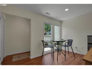 Photo #3: 24003615 Listing 