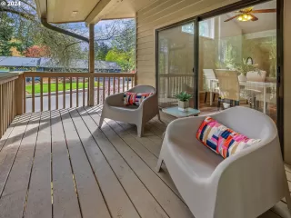 Photo #6: 24005110 Listing 