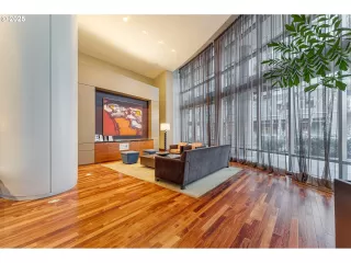 Photo #3: 24010089 Listing 