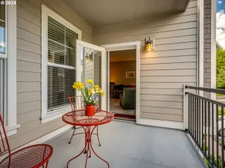 Photo #3: 24013517 Listing 