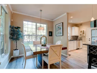 Photo #6: 24015027 Listing 