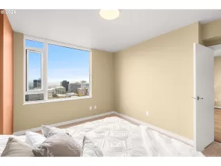 Photo #6: 24015879 Listing 