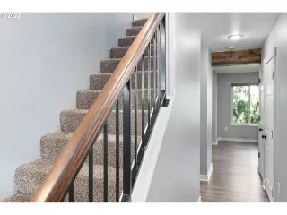 Photo #6: 24016425 Listing 