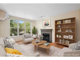 Photo #2: 24018401 Listing