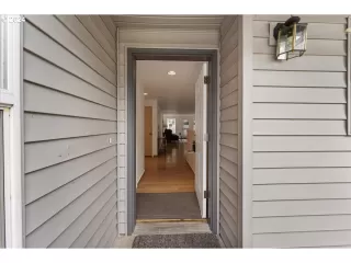 Photo #2: 24019966 Listing