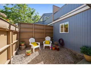 Photo #5: 24021313 Listing 