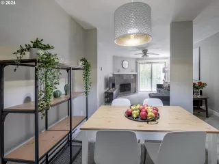 Photo #1: 24021326 Listing 