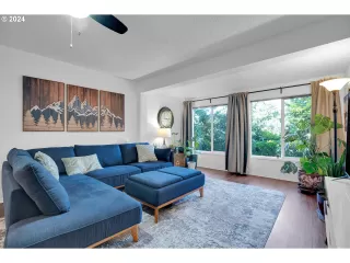 Photo #1: 24023312 Listing