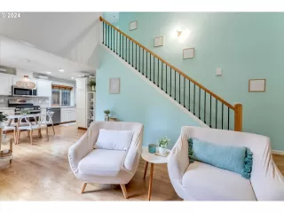 Photo #6: 24023954 Listing