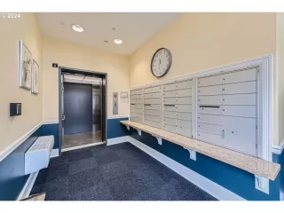 Photo #2: 24024345 Listing