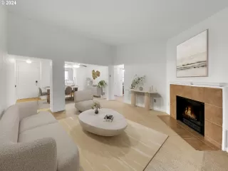 Photo #2: 24026952 Listing