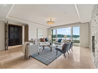 Photo #3: 24026987 Listing