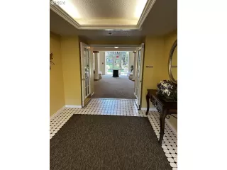 Photo #3: 24027080 Listing