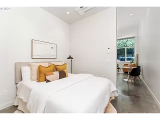 Photo #4: 24029065 Listing 