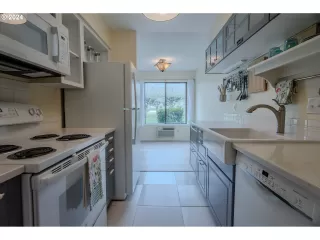 Photo #2: 24029674 Listing 