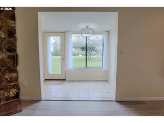 Photo #6: 24029674 Listing 