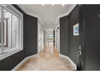 Photo #3: 24033332 Listing 