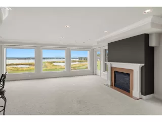 Photo #4: 24033332 Listing 