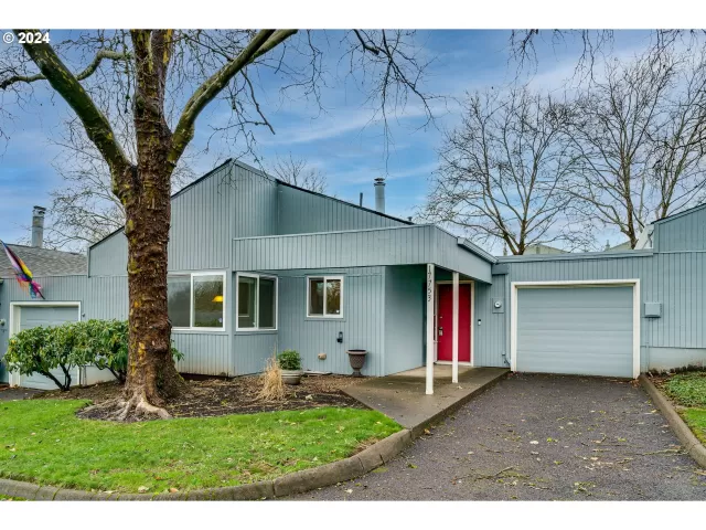 MLS: 24033527 Condo For Sale