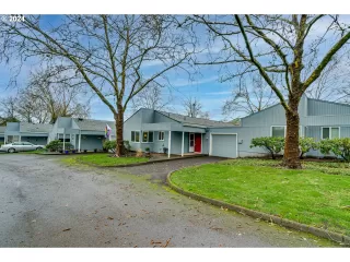 Photo #5: 24033527 Listing 