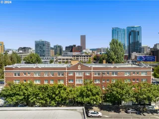 Photo #1: 24035507 Listing 