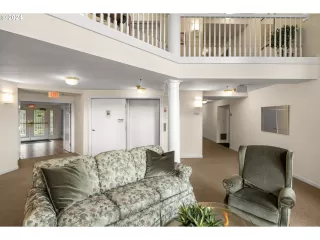 Photo #1: 24035704 Listing