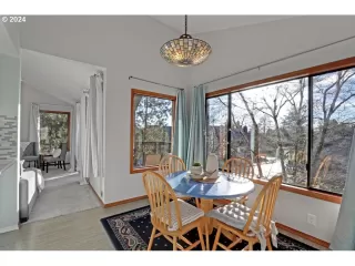 Photo #2: 24038496 Listing 