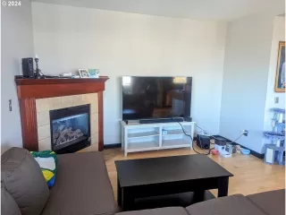 Photo #1: 24038643 Listing 