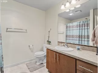 Photo #5: 24038764 Listing 
