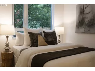 Photo #4: 24039401 Listing 