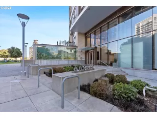 Photo #1: 24039528 Listing