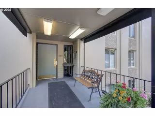 Photo #2: 24040105 Listing 