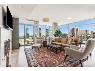 Photo #6: 24040311 Listing 