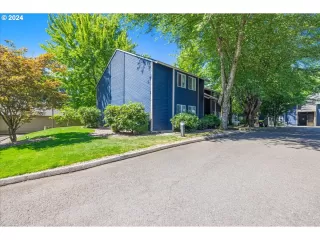 Photo #2: 24040396 Listing 