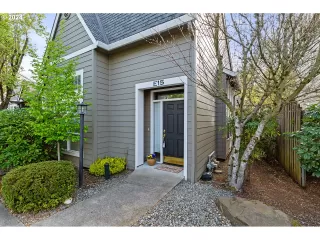 Photo #3: 24040955 Listing