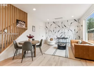 Photo #2: 24045414 Listing 