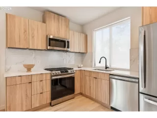 Photo #4: 24045414 Listing 