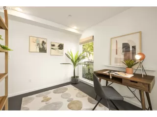 Photo #5: 24045624 Listing 