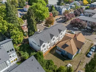 Photo #3: 24046822 Listing
