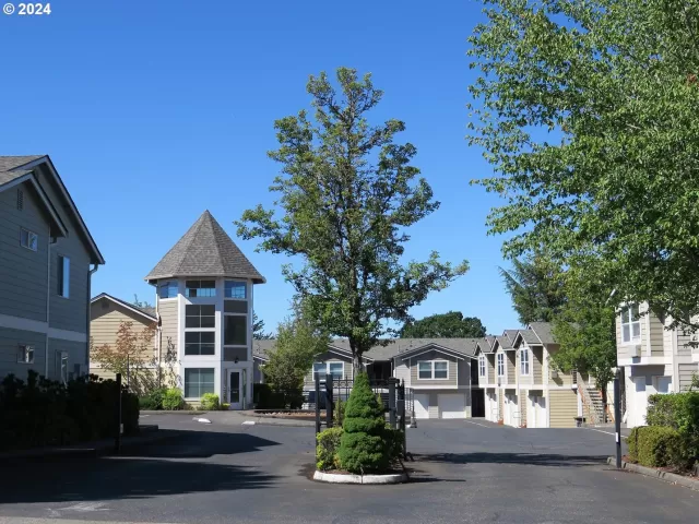 MLS: 24047398 Condo For Sale