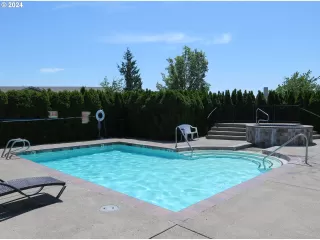 Photo #1: 24047398 Listing 