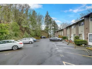 Photo #3: 24048099 Listing 