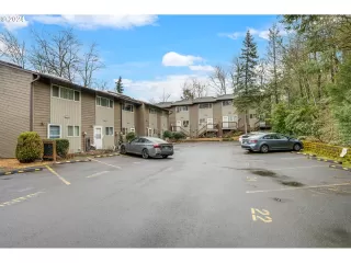 Photo #6: 24048099 Listing 