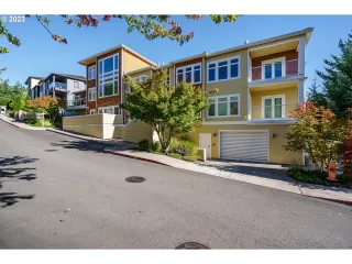 Photo #1: 24050057 Listing